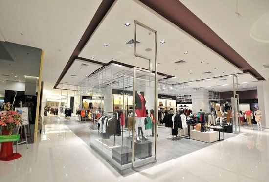 Center Point Mall